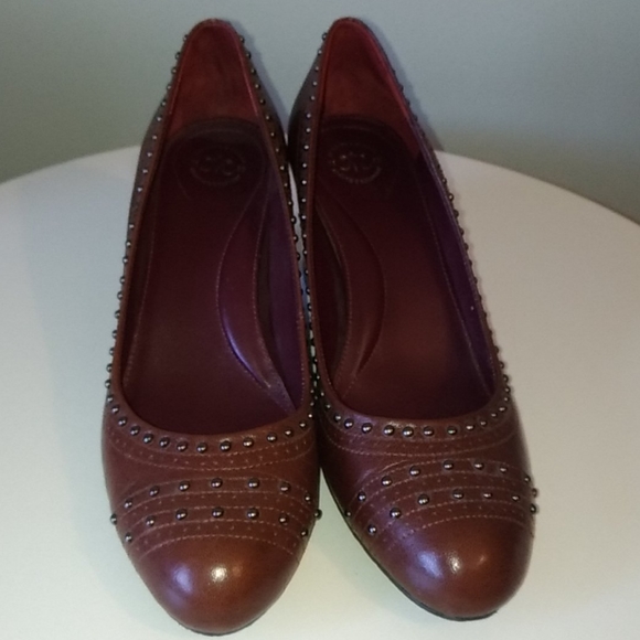 Johnston & Murphy Shoes - Johnston and Murphy Brown leather heels, Size 9M